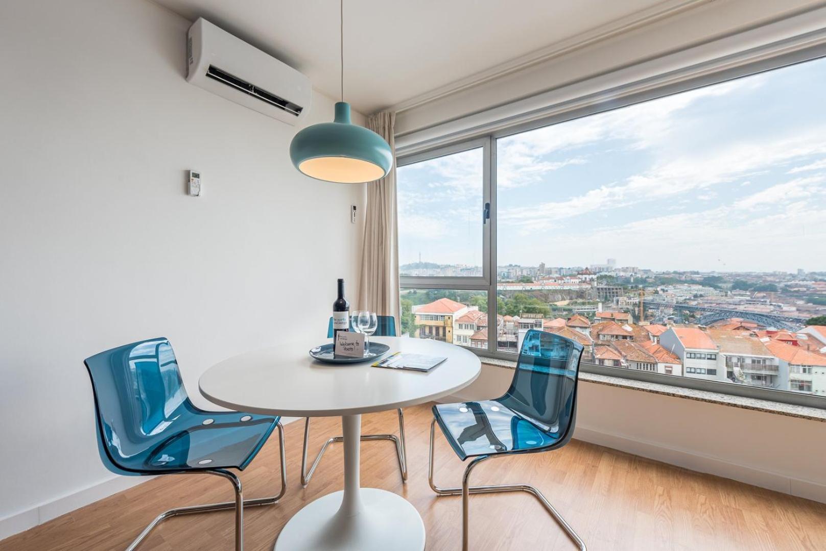 Guestready - Hemisphere Apt Porto Eksteriør billede