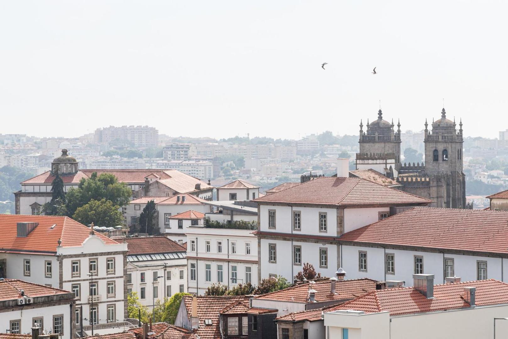Guestready - Hemisphere Apt Porto Eksteriør billede